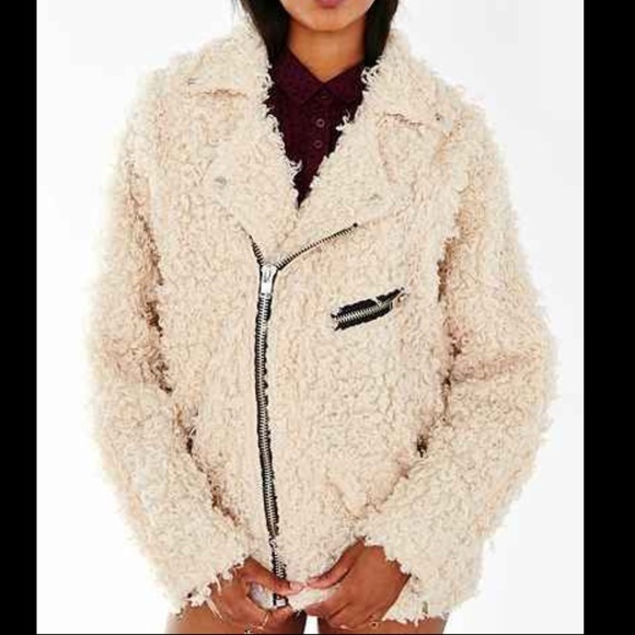 UNIF X UO Furry Moto Coat - Picture 3 of 8